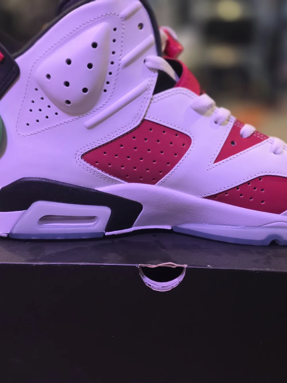 Nike Jordan 6 Retro 2021 